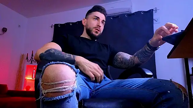 Snapshot of MightyAaron66 chatting on March 20, 2026, 3:51 am MightyAaron66 online show from March 20, 2026, 3:51 am