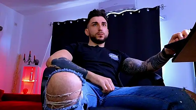 Snapshot of MightyAaron66 chatting on March 27, 2026, 8:26 am MightyAaron66 online show from March 27, 2026, 8:26 am