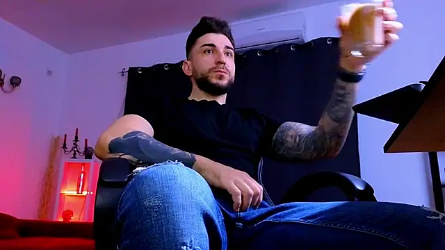 Snapshot of MightyAaron66 chatting on March 30, 2026, 4:14 am MightyAaron66 online show from March 30, 2026, 4:14 am