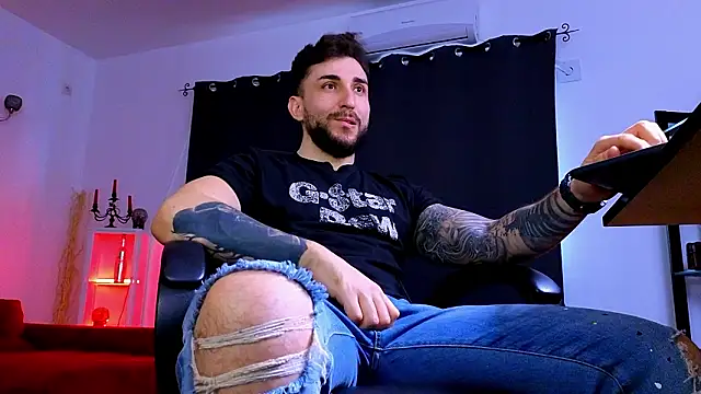 Snapshot of MightyAaron66 chatting on February 16, 2026, 12:04 pm MightyAaron66 online show from February 16, 2026, 12:04 pm