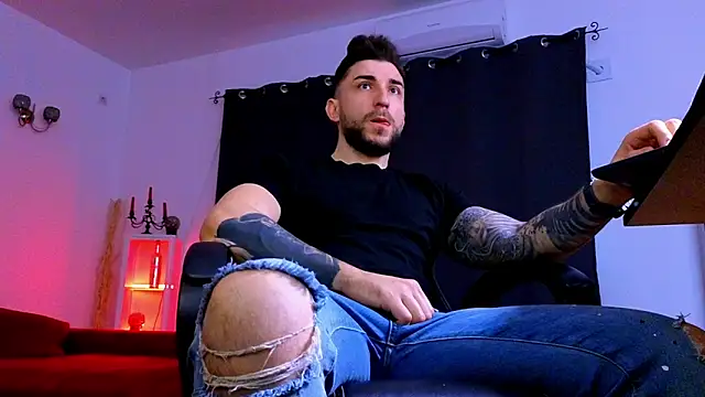 Snapshot of MightyAaron66 chatting on March 29, 2026, 5:09 am MightyAaron66 online show from March 29, 2026, 5:09 am