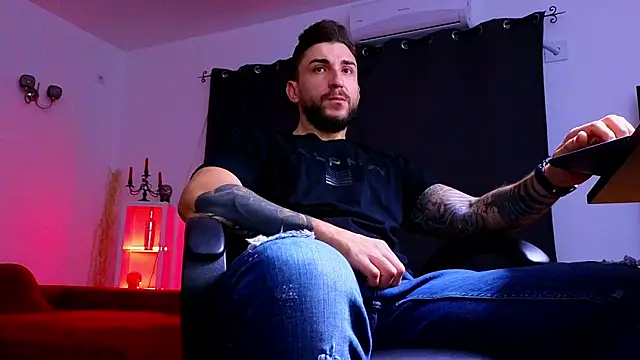 MightyAaron66 online show from September 26, 2025, 4:19 am