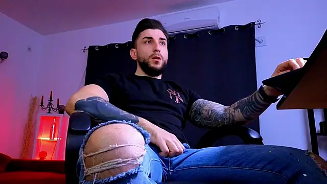 Snapshot of MightyAaron66 chatting on March 23, 2026, 4:40 pm MightyAaron66 online show from March 23, 2026, 4:40 pm