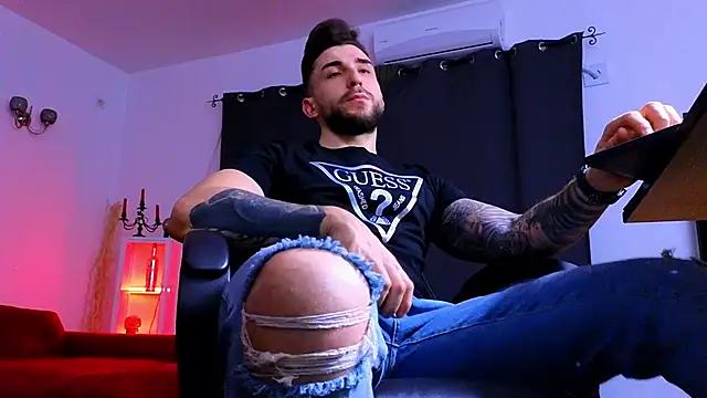 Snapshot of MightyAaron66 chatting on January 16, 2026, 3:49 pm MightyAaron66 online show from January 16, 2026, 3:49 pm