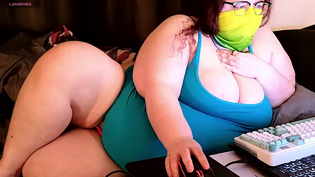 DoubleCherryBombXO online show from October 25, 2025, 6:34 am