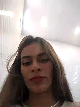 Snapshot of cuteluci_ chatting on March 13, 2025, 7:17 pm cuteluci online show from March 13, 2025, 7:17 pm