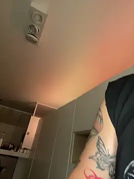 Snapshot of FakkaKaine_ chatting on February 18, 2025, 1:54 am FakkaKaine  online show from February 18, 2025, 1:54 am