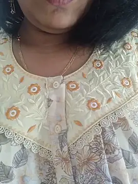 Snapshot of samitasharma chatting on June 15, 2026, 3:51 am samitasharma online show from June 15, 2026, 3:51 am