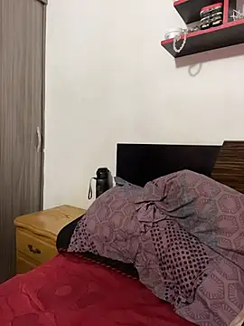 Snapshot of karla_nill chatting on April 13, 2026, 6:23 pm karla nill online show from April 13, 2026, 6:23 pm