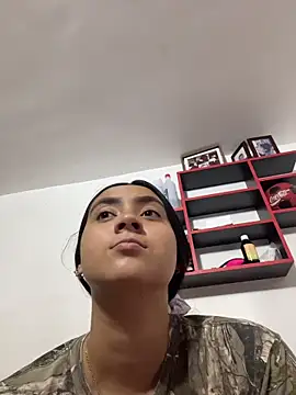 Snapshot of karla_nill chatting on March 18, 2026, 7:04 pm karla nill online show from March 18, 2026, 7:04 pm