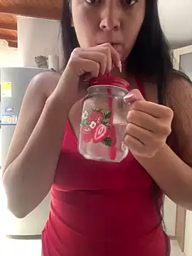 Snapshot of karla_nill chatting on January 21, 2025, 5:30 pm karla nill online show from January 21, 2025, 5:30 pm