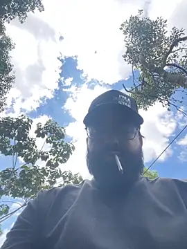 Lyon vach online show from November 1, 2025, 5:29 pm