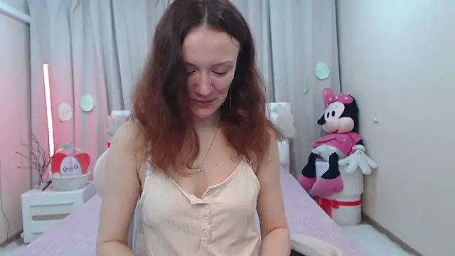 Snapshot of BarbaraStily chatting on April 9, 2026, 6:41 am BarbaraStily online show from April 9, 2026, 6:41 am