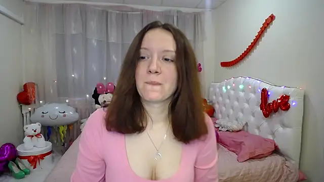 Snapshot of BarbaraStily chatting on February 11, 2025, 11:20 am BarbaraStily online show from February 11, 2025, 11:20 am