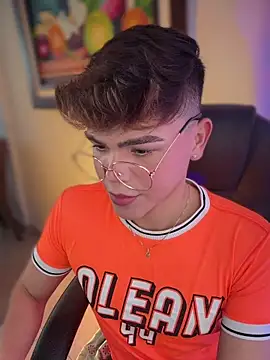 Snapshot of PRINCE_STEV chatting on February 21, 2026, 5:48 pm PRINCE STEV online show from February 21, 2026, 5:48 pm