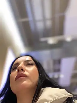 Snapshot of Roxana-Sexy chatting on February 21, 2026, 5:20 am Roxana-Sexy online show from February 21, 2026, 5:20 am