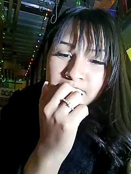 Snapshot of Nicky-7 chatting on January 24, 2025, 5:32 pm Nicky-7 online show from January 24, 2025, 5:32 pm