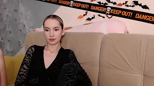 AmbrielHailey online show from November 4, 2025, 12:36 am