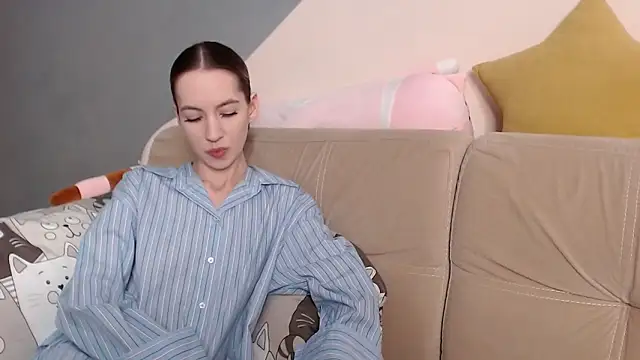 Snapshot of AmbrielHailey chatting on April 19, 2026, 7:05 pm AmbrielHailey online show from April 19, 2026, 7:05 pm