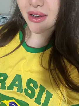 Elinatiranda online show from July 11, 2026, 1:11 pm