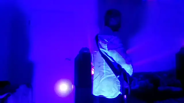 Snapshot of brunoguunot chatting on February 1, 2026, 12:31 am brunoguunot online show from February 1, 2026, 12:31 am