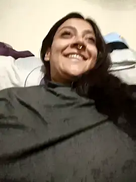 Snapshot of CORALINE_GREYM chatting on October 1, 2025, 3:44 am CORALINE GREYM online show from October 1, 2025, 3:44 am