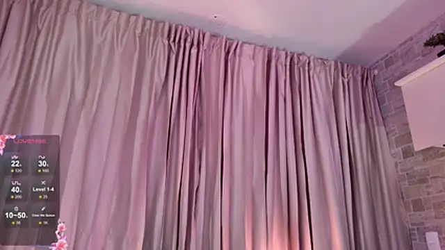candyy bella online show from April 28, 2026, 12:09 pm