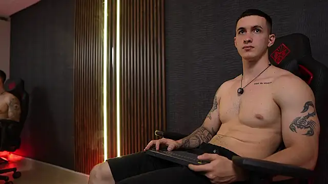 JacksonOlsenn online show from February 18, 2026, 8:49 pm