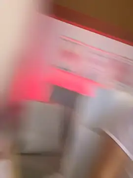 maddy bronw  online show from September 12, 2025, 10:31 pm