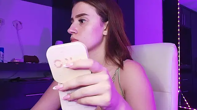 TinaJonnes  online show from March 29, 2026, 5:20 am