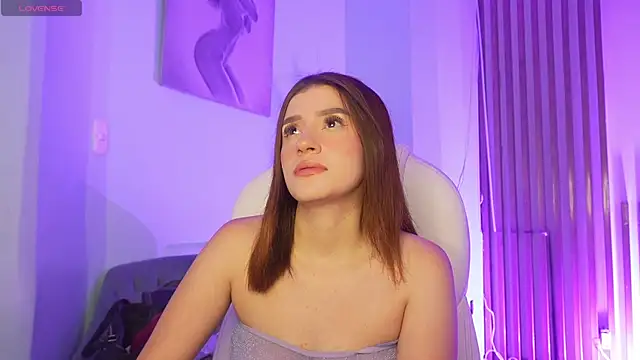 Snapshot of TinaJonnes_ chatting on January 19, 2026, 8:18 am TinaJonnes online show from January 19, 2026, 8:18 am