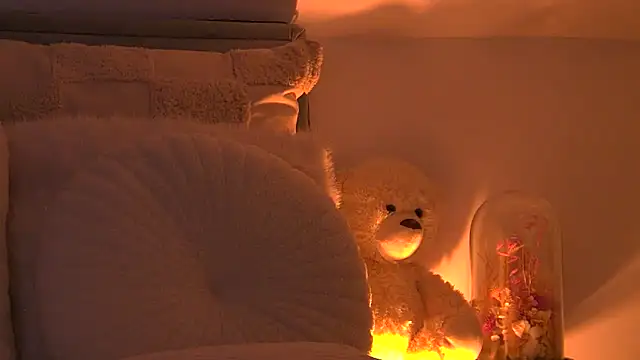 AngeliqueSkye online show from November 10, 2025, 4:17 am