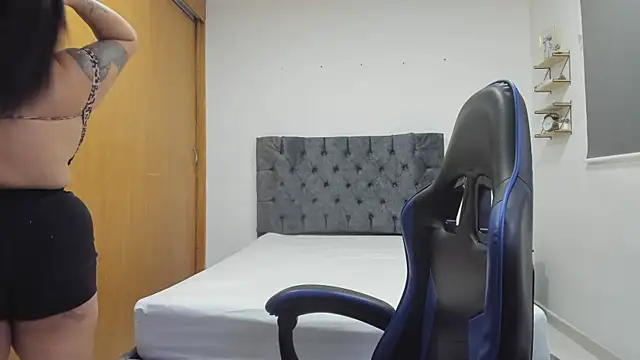 Samanthagax online show from July 23, 2026, 3:19 pm