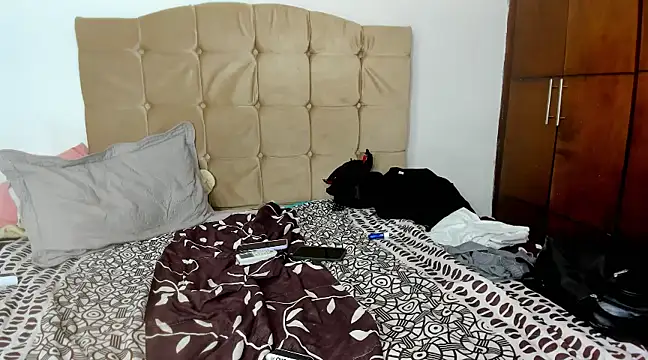 Snapshot of veronica_006 chatting on March 12, 2025, 8:31 pm veronica 006 online show from March 12, 2025, 8:31 pm