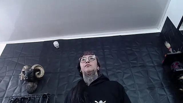 Agata Darkness online show from May 13, 2026, 2:57 pm