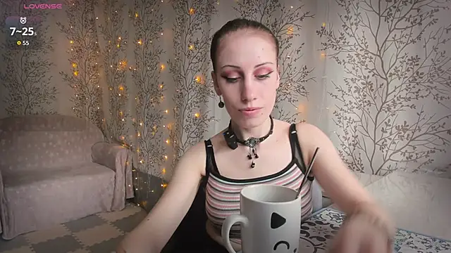 Mary0Lou online show from May 6, 2026, 8:07 am