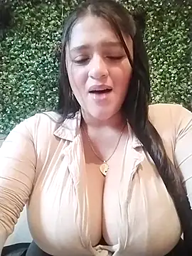 Snapshot of hanna-a chatting on February 26, 2025, 3:21 pm hanna-a online show from February 26, 2025, 3:21 pm