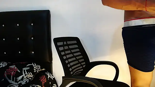 JacksonCooper1 online show from January 22, 2025, 6:31 am