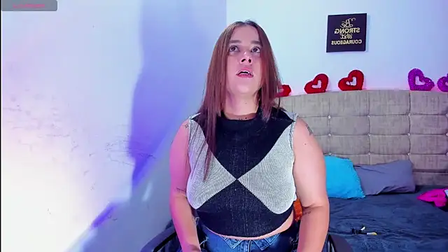 Catherine summer1 online show from December 3, 2025, 2:56 am