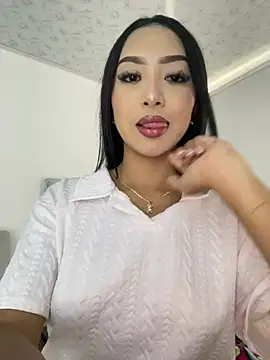 Snapshot of SOPHIACANDY19_ chatting on May 31, 2026, 9:48 pm SOPHIACANDY19 online show from May 31, 2026, 9:48 pm
