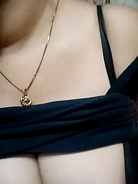 sajida34 online show from September 15, 2025, 1:06 am