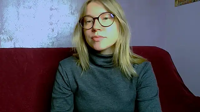 Snapshot of TaylorBre chatting on October 11, 2025, 6:36 am TaylorBre online show from October 11, 2025, 6:36 am