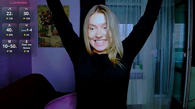 Snapshot of TaylorBre chatting on October 4, 2025, 6:15 am TaylorBre online show from October 4, 2025, 6:15 am