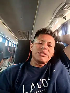 Snapshot of alexchir4 chatting on December 15, 2025, 9:20 pm alexchir4 online show from December 15, 2025, 9:20 pm