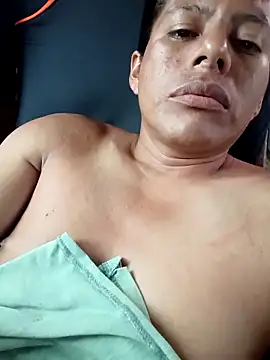 Snapshot of alexchir4 chatting on March 25, 2026, 9:03 pm alexchir4 online show from March 25, 2026, 9:03 pm