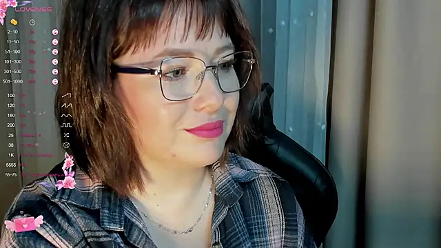 Victoria Di online show from October 24, 2025, 11:20 am