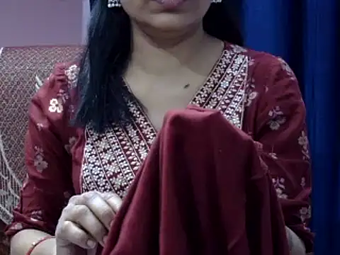 Snapshot of l_l_ish chatting on February 14, 2025, 9:34 am l l ish online show from February 14, 2025, 9:34 am