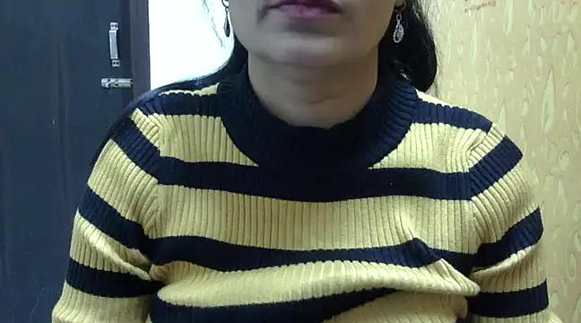 Snapshot of l_l_ish chatting on February 28, 2025, 5:04 am l l ish online show from February 28, 2025, 5:04 am