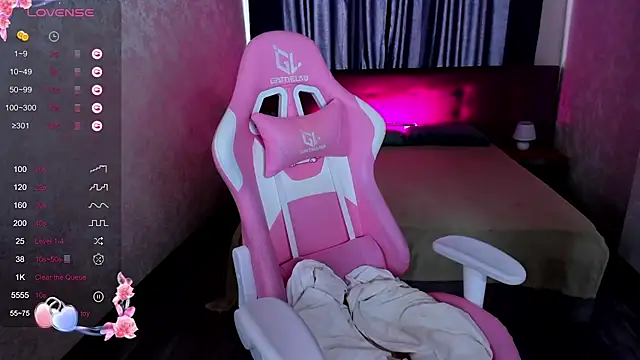 Kira yoon online show from February 20, 2025, 8:28 am