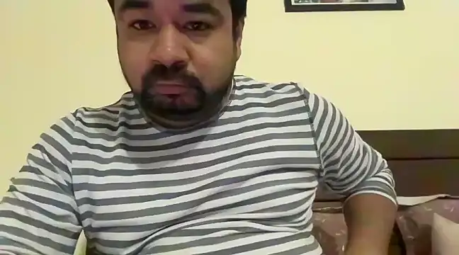 Snapshot of coolboy6566 chatting on February 5, 2025, 1:04 am coolboy6566 online show from February 5, 2025, 1:04 am